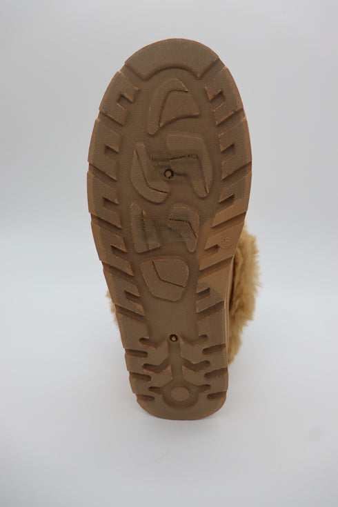 Women's Faux Fur Platform Clogs with Charm